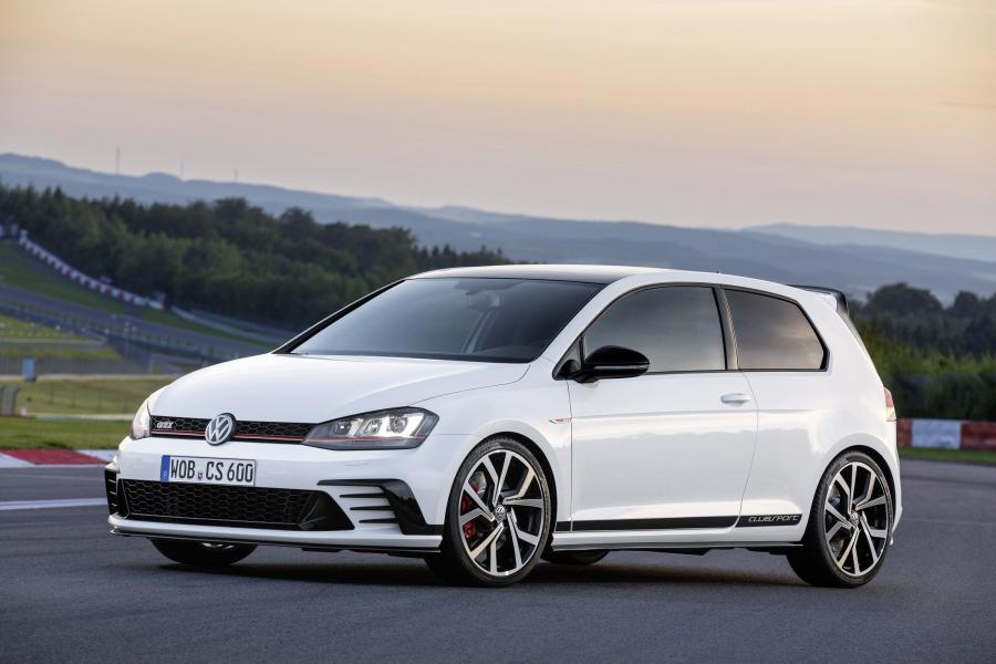  Volkswagen Golf GTi Clubsport Edition 40 2016 года  (фото 3 из 15)